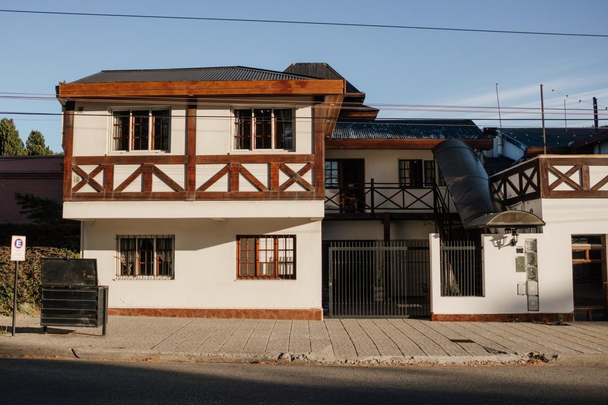 Hotel Pinto Terraza Esquel Extérieur photo